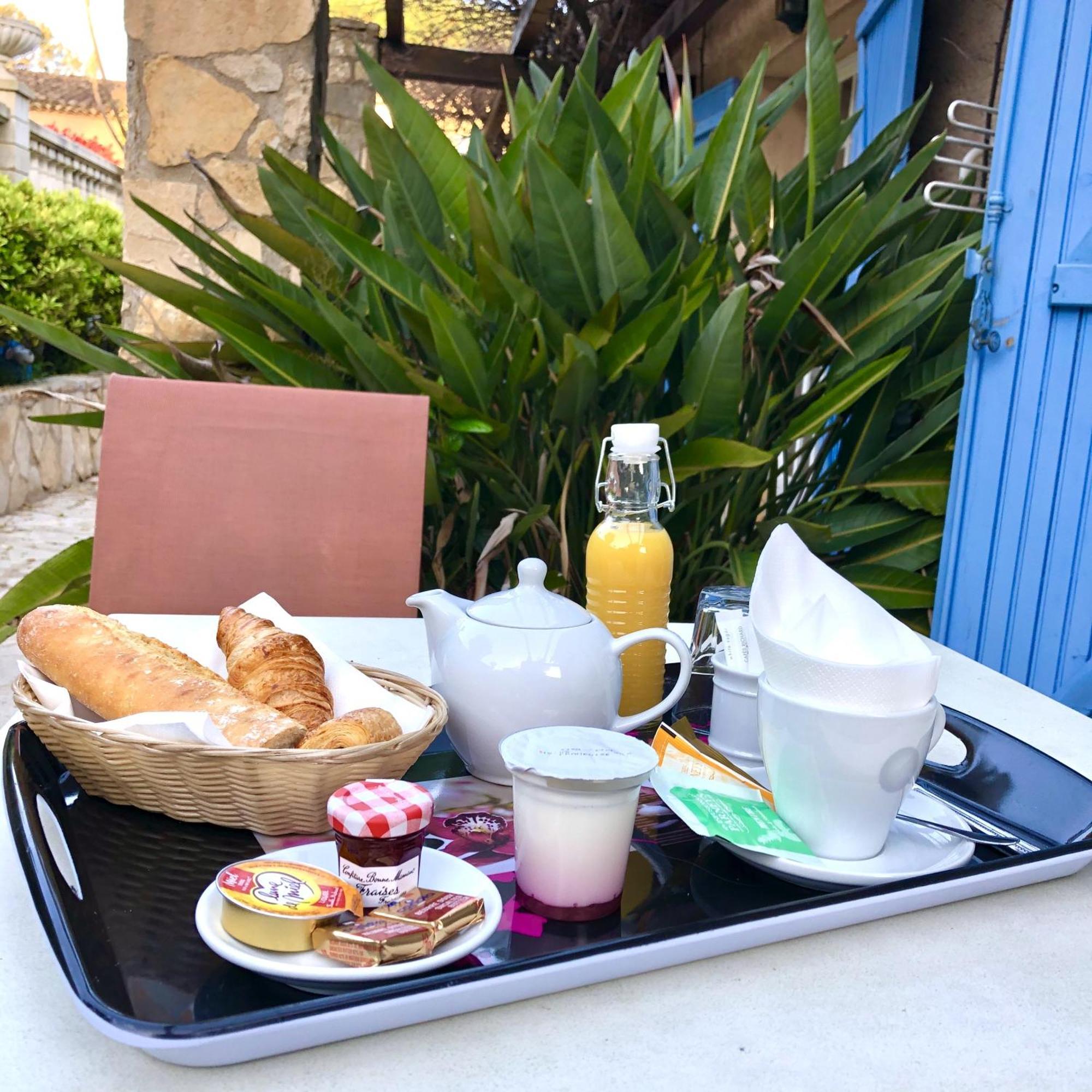Hotel Jas Neuf Sainte-Maxime Luaran gambar