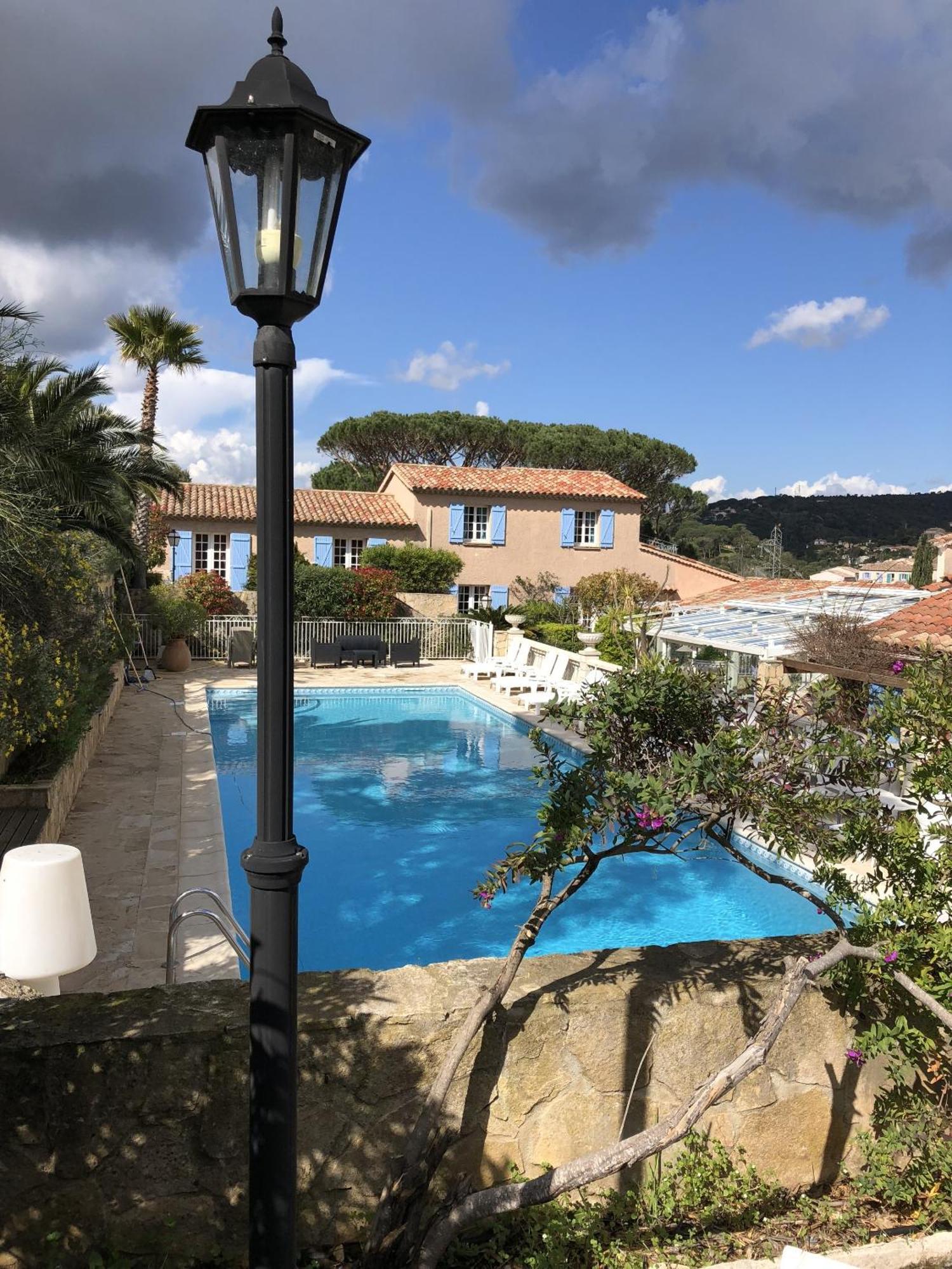 Hotel Jas Neuf Sainte-Maxime Bilik gambar